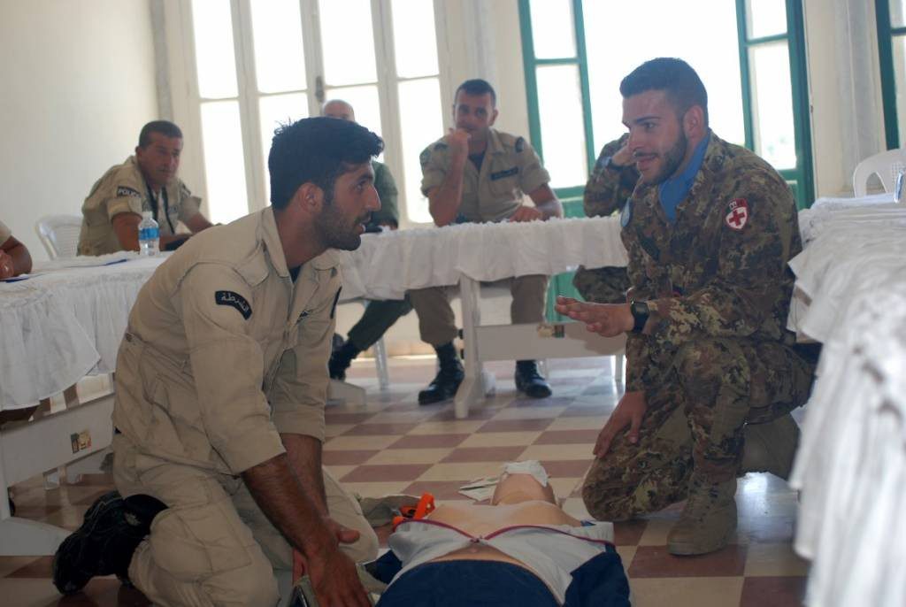 20150710_ITALBATT_UNIFIL_corso primo soccorso vigili Tiro (2)