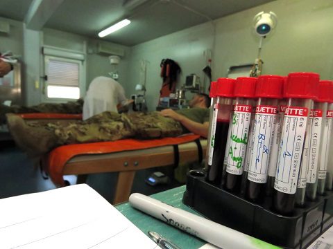 20150731_UNIFIL_SW_brigata Friuli dona sangue Croce Rossa Tiro (3)