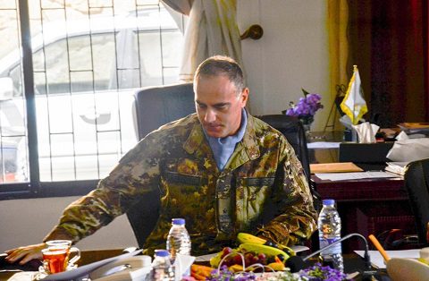 20150808_UNIFIL SW_incontro Bint Jbeil_CIMIC e confidence building (4)