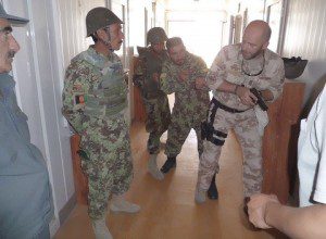20150825_TAAC-W_Carabinieri ed Esercito addestrano forze afgane (2)