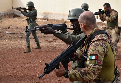 20160131_EUTM Mali_training su richiesta Comando Militare Mali (7)
