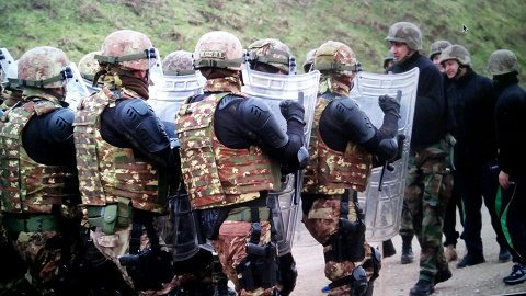 20160219_MNBGW KFOR_miliari italiani e moldavi in esercitazione FOM Detachment