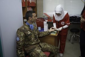 20160728_SW UNIFIL_donaizone sangue Croce Rossa Tiro_check up (1)