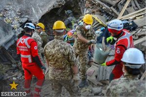 20160824_emergenza #sismacentroitalia_Esercito_#noicisiamosempre (4)