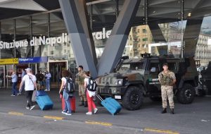 20160923_strade-sicure-campania_presidio-ingresso-stazione-di-napoli-centrale