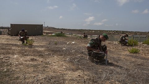 20160926_sw-unifil_uxo-mine-awareness-4