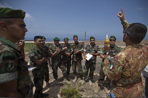 20160926_sw-unifil_uxo-mine-awareness-7