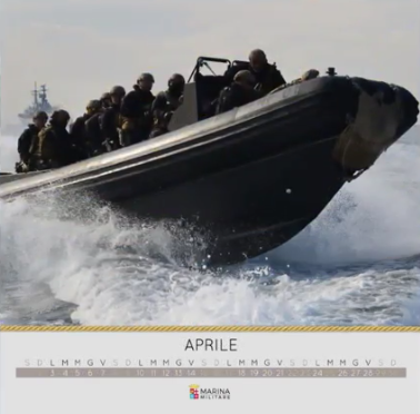 20161006_calendario-2017-marina-militare-3