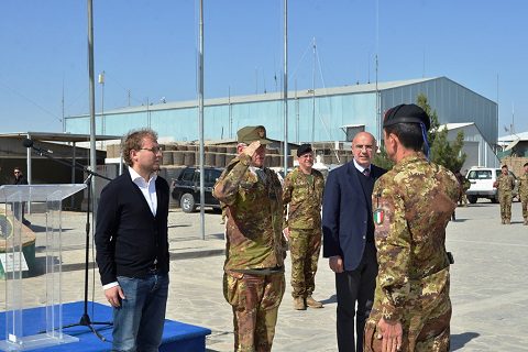 20161025_taac-w_rs_visita-casmd-gen-graziano_on-luca-lotti-pres-consiglio-7