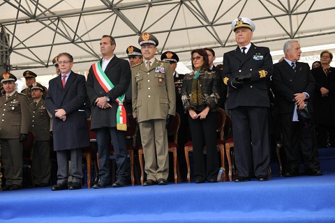 il-capo-di-sme-con-le-autorita