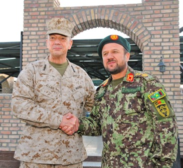 Afghanistan, RC-W ISAF: visita di commiato del COMISAF gen Allen. Foto ...