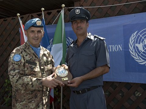 Il comandante del Sector West con il comandante delle Internal security forces