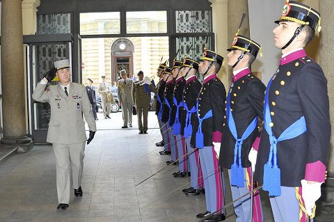 Larrivo-della-delegazione-a-Palazzo-Arsenale.jpg