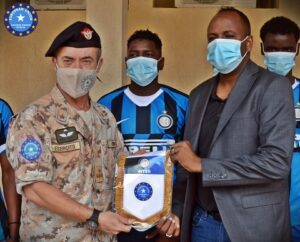 EUTM Somalia: iniziativa di sostegno ai giovani di Mogadiscio attraverso lo  sport | Paola Casoli Blog